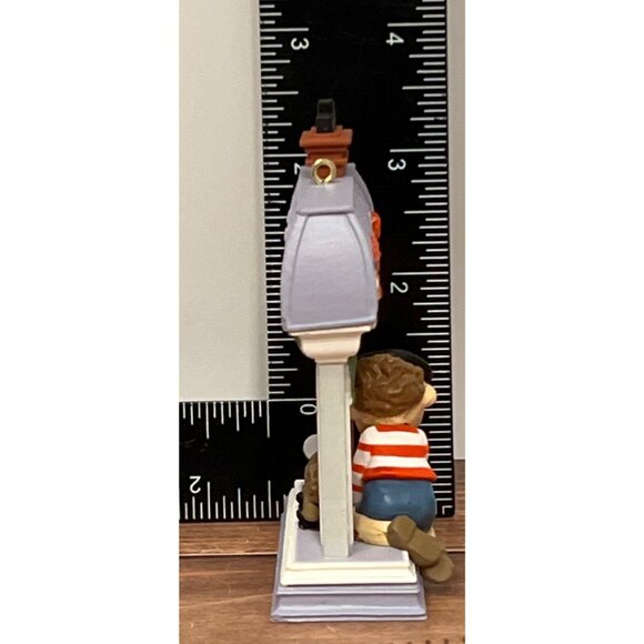 1988 HALLMARK ORNAMENT QX402-1 WINDOWS OF THE WORLD FRENCH POODLE JOYEUX - Picture 4 of 5